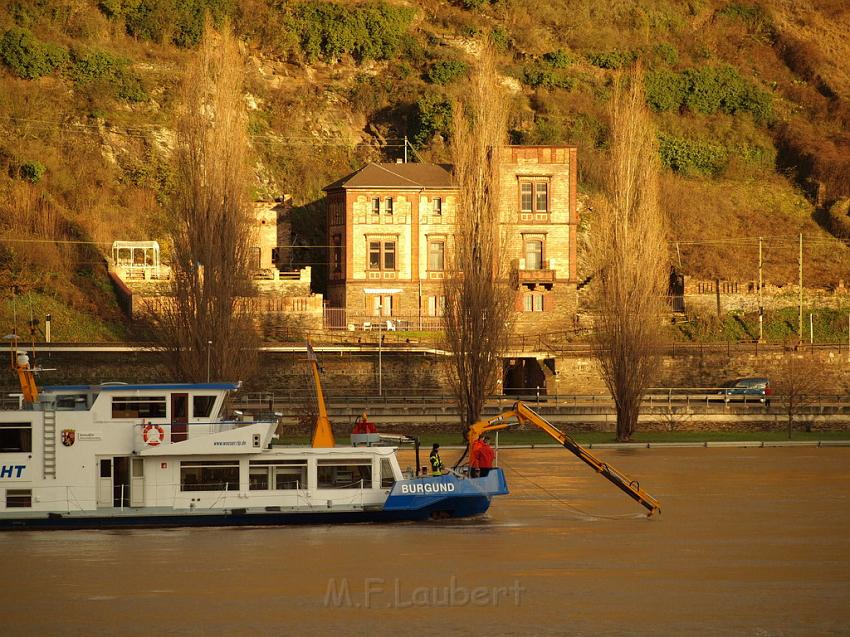 Schiff gesunken St Goarhausen Loreley P311.jpg